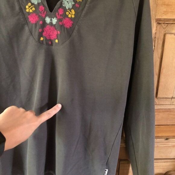 Maloja Medium Longsleeve Gray Embroidered Blouse‎ - Picture 4 of 10